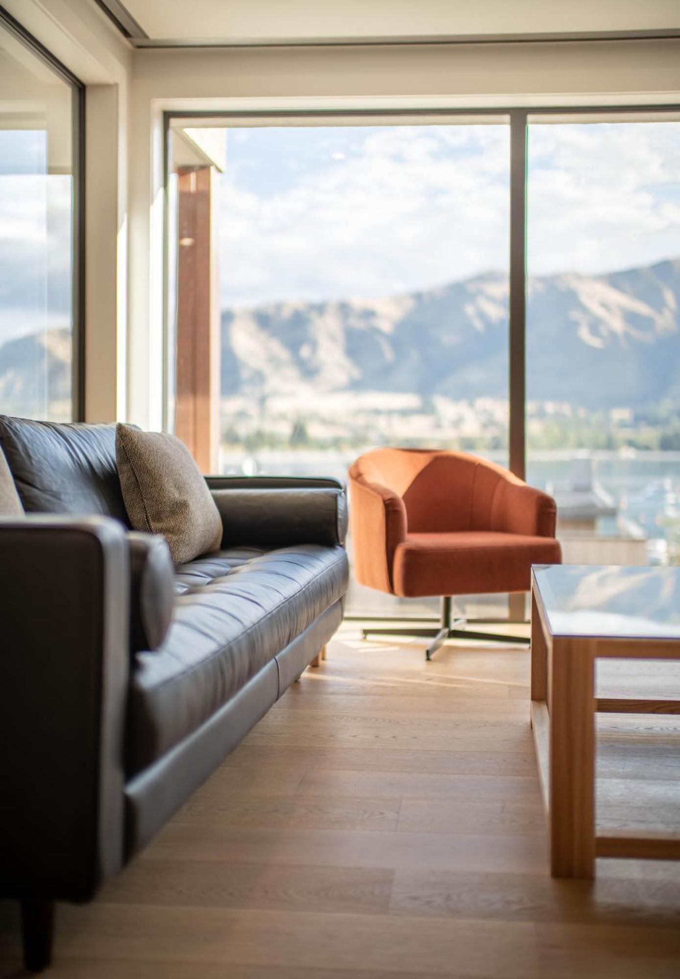 Marina Terrace Apartments, Wanaka Exterior photo