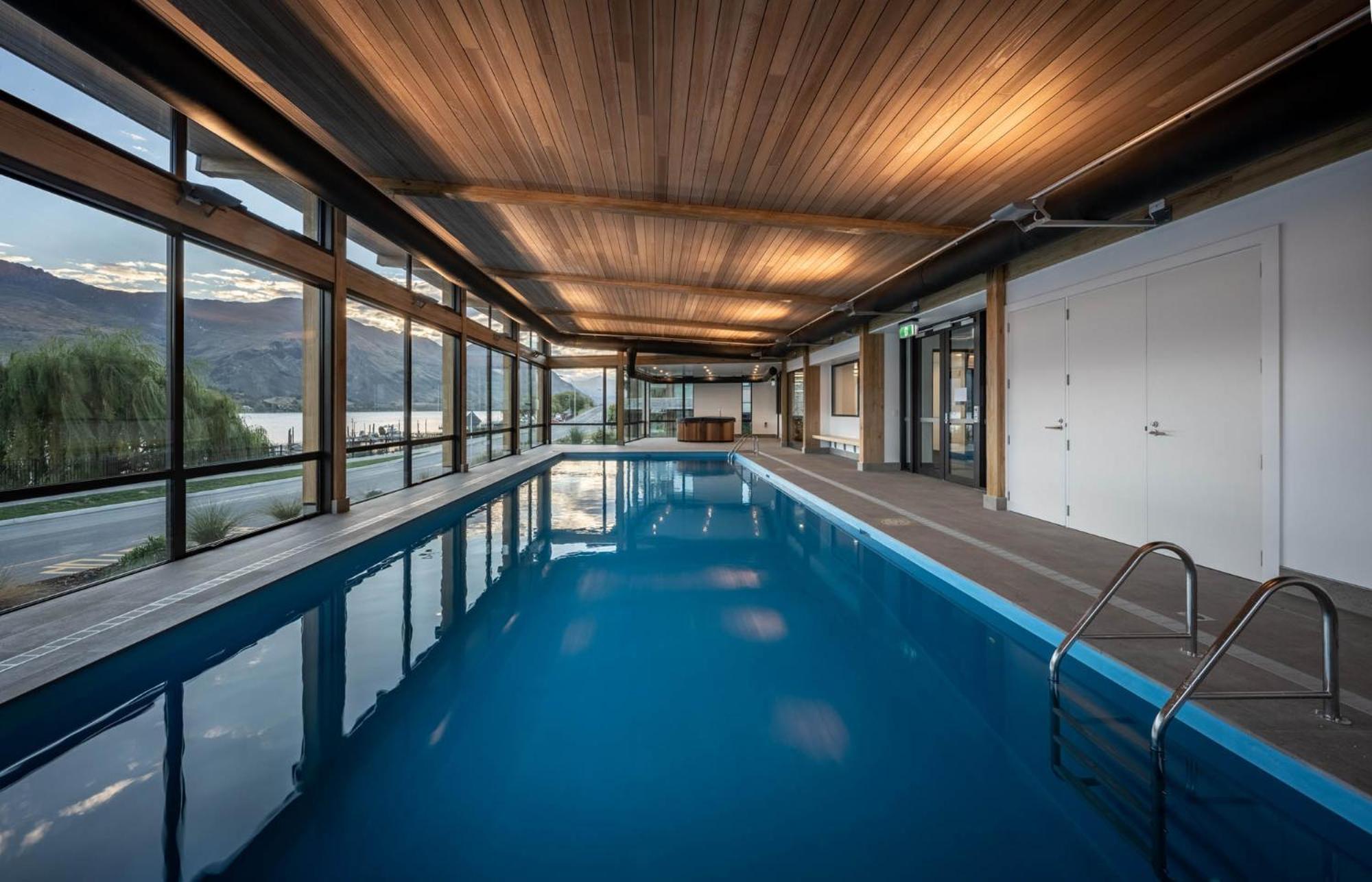 Marina Terrace Apartments, Wanaka Exterior photo